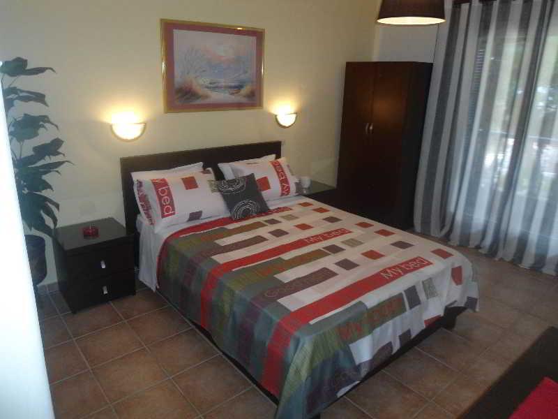 Machi Rooms Patitírion Exteriör bild